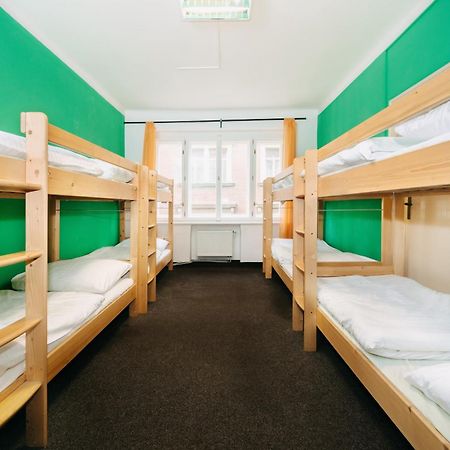 Benedikt City Center Hostel Прага Экстерьер фото